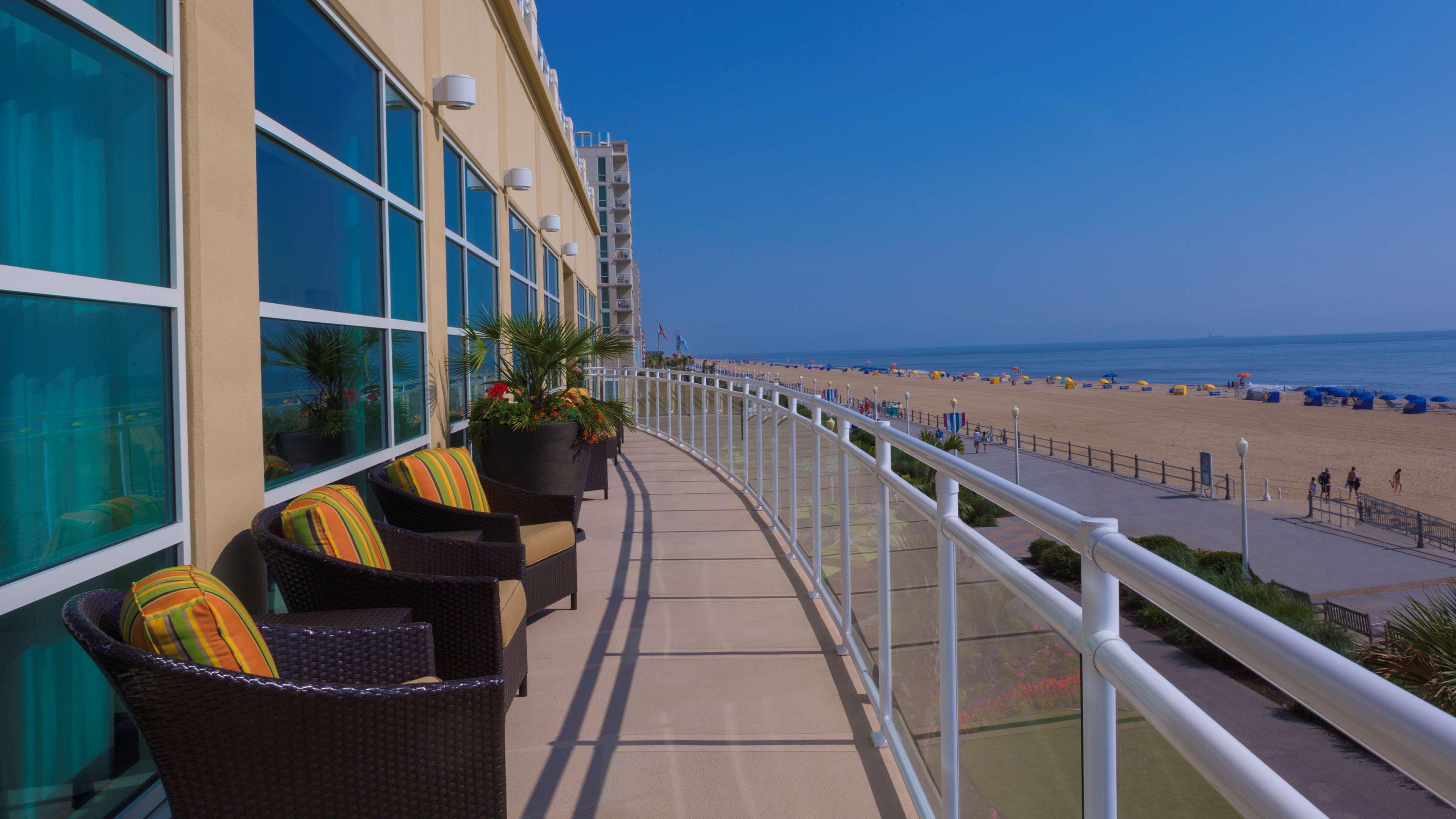 Hilton Garden Inn Virginia Beach Oceanfront Exterior photo